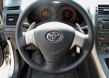 тест-драйв Toyota Auris